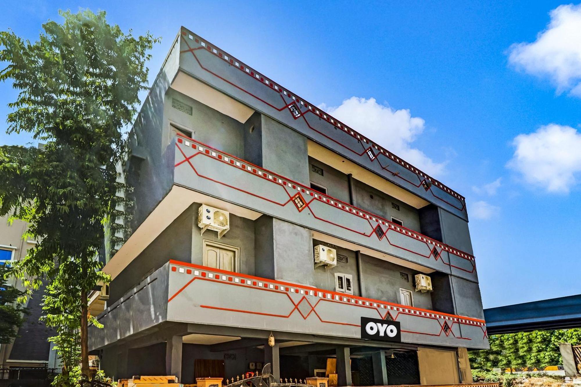 Hotel O Lavish Stay Sururnagar Exterior photo
